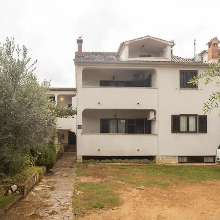 Cozy In بوريتش