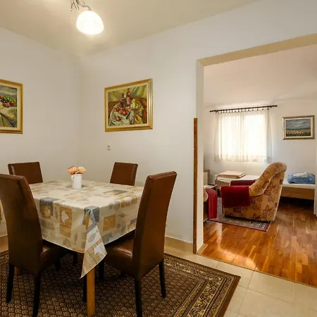 1 Bedroom Amazing In Apartamento *