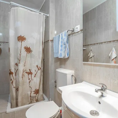 Apartamento 1 Bedroom Amazing In *